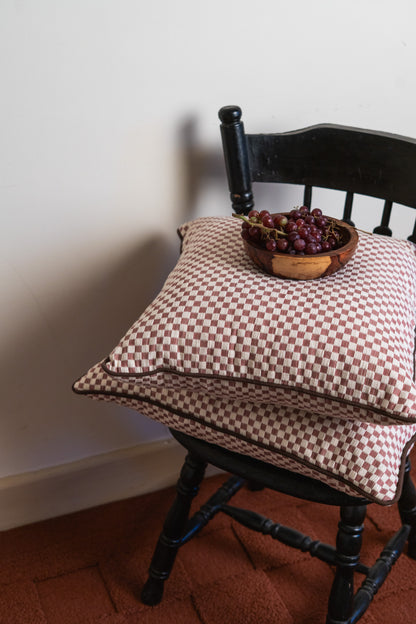 Karohat Cushion