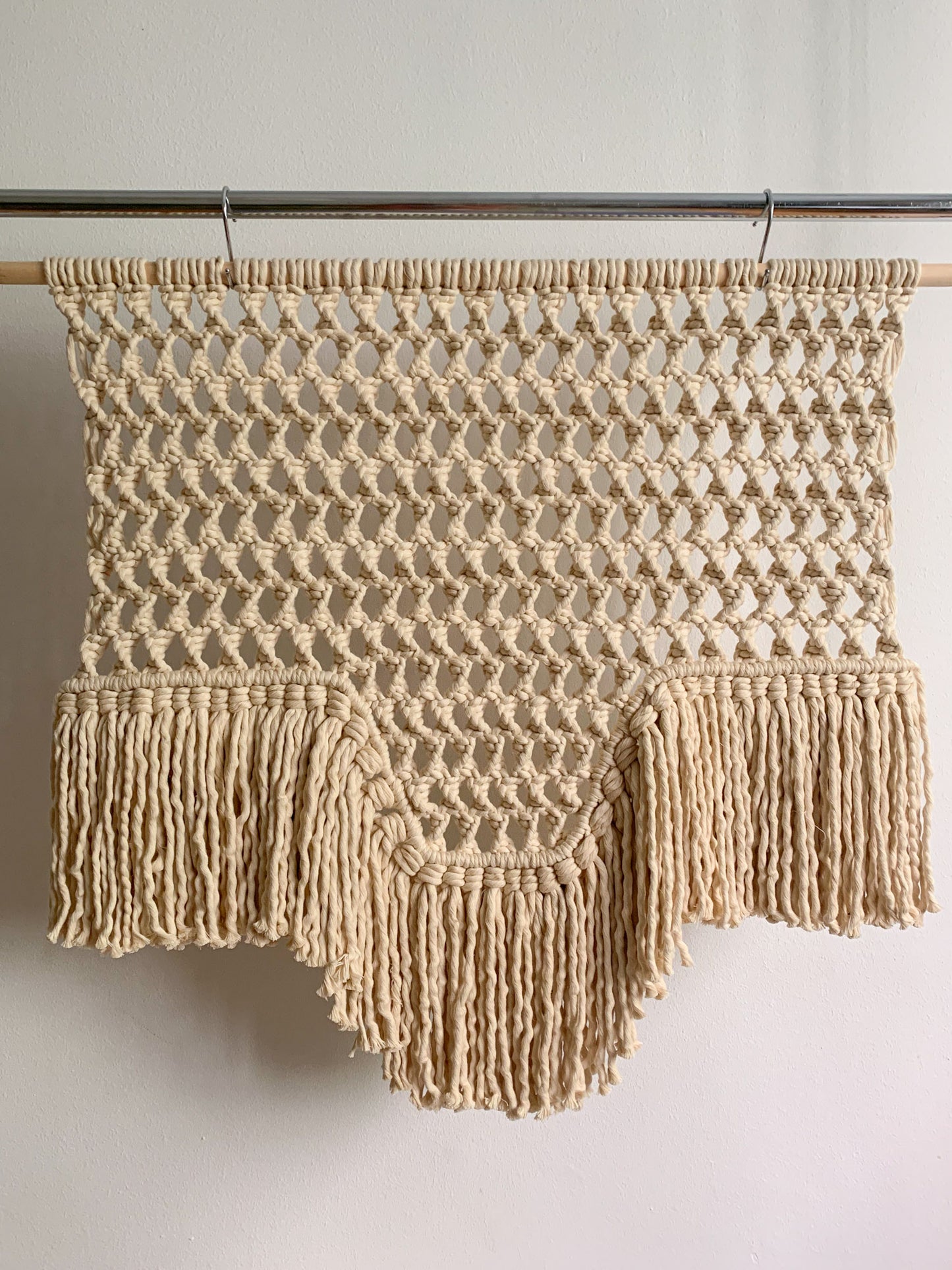 Macrame wall hanging